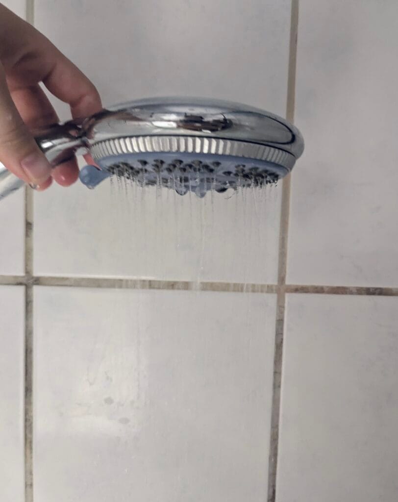 Do not take the sound of your shower for granted — A conversation on musique concrète