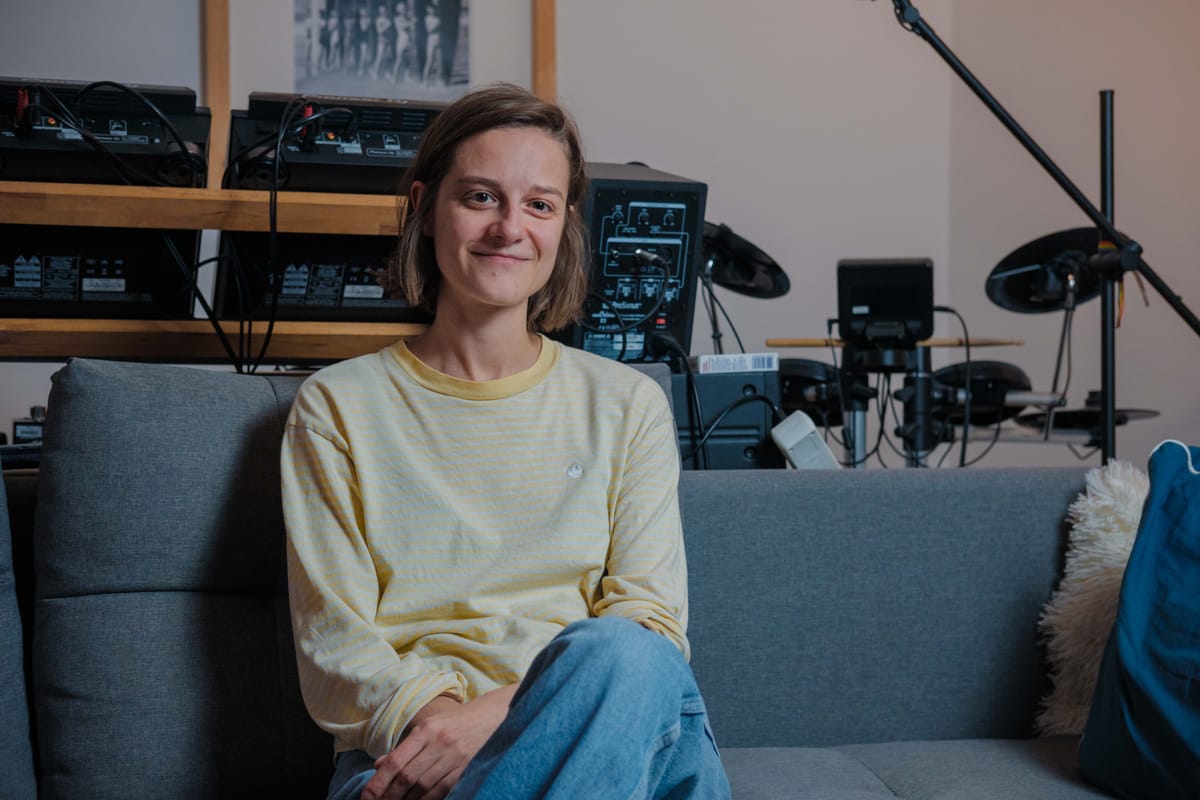 “Hosszú időbe telt, hogy azt érezzem, hogy lehetek ott, ahol vagyok.” – interjú Lauval